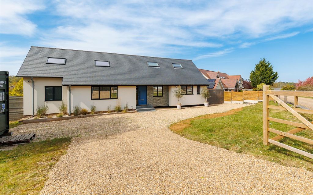 Additional image 30 of 5 bed chalet for saleWootton Bridge, Isle Of Wight PO33