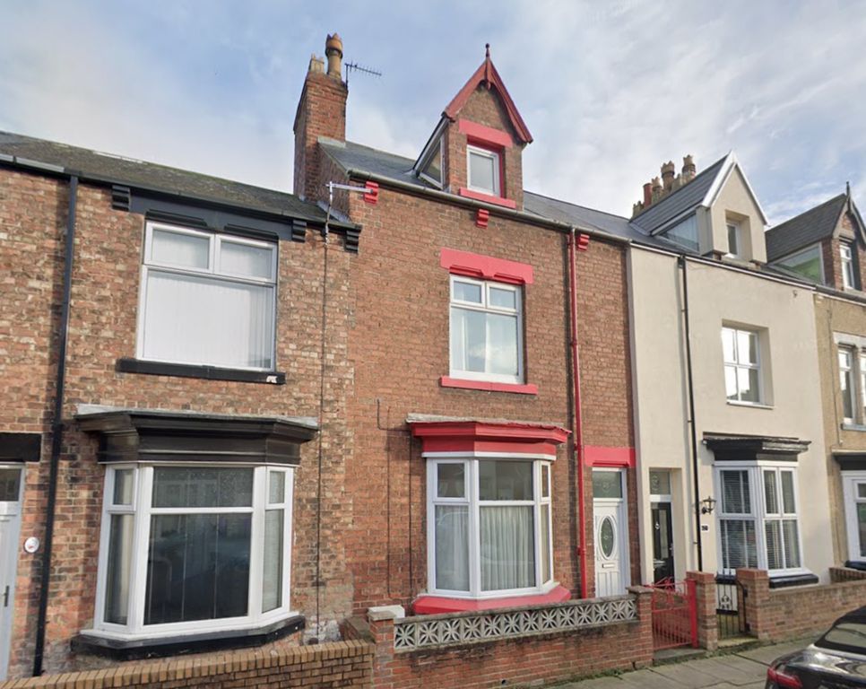 Property photo 1 of 20