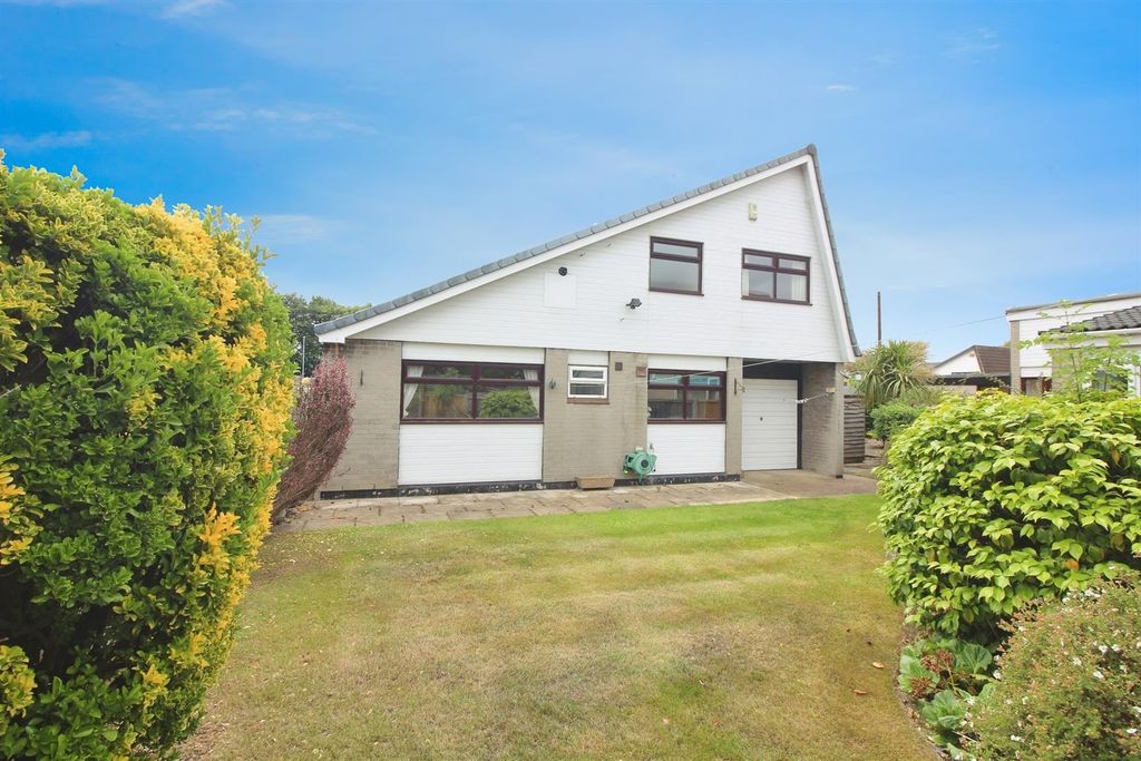 Property photo 1 of 23 External