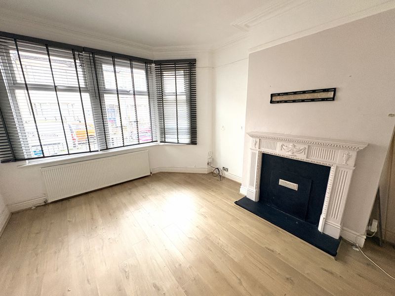 Property photo 2 of 10 Photo 9