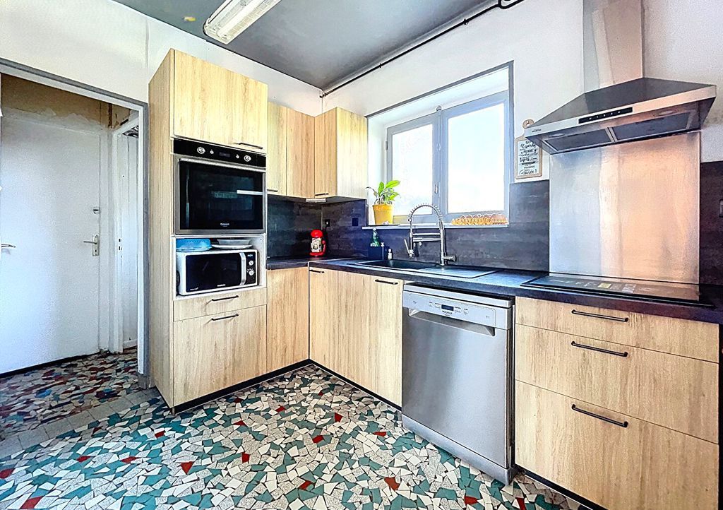 Property photo 3 of 15 Photo 5