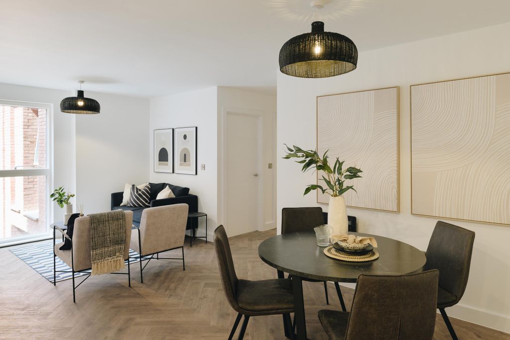 Property photo 2 of 12 Image