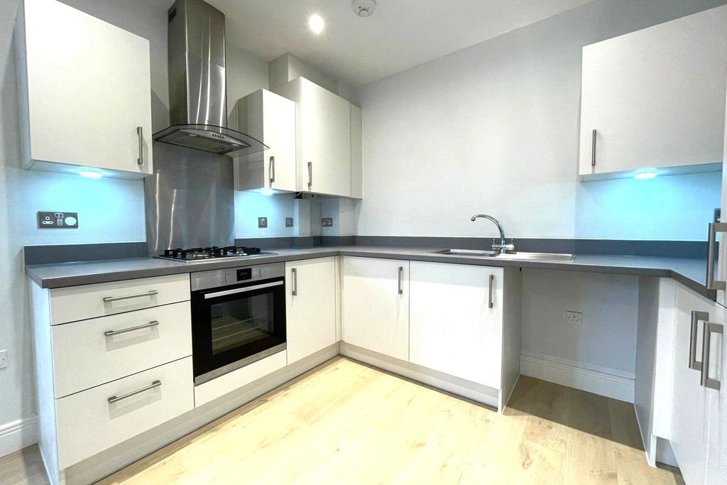 Property photo 3 of 8 Picture No. 09