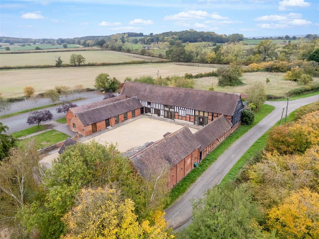 Property photo 3 of 48 Alcester Lodge 1942-5.Jpg