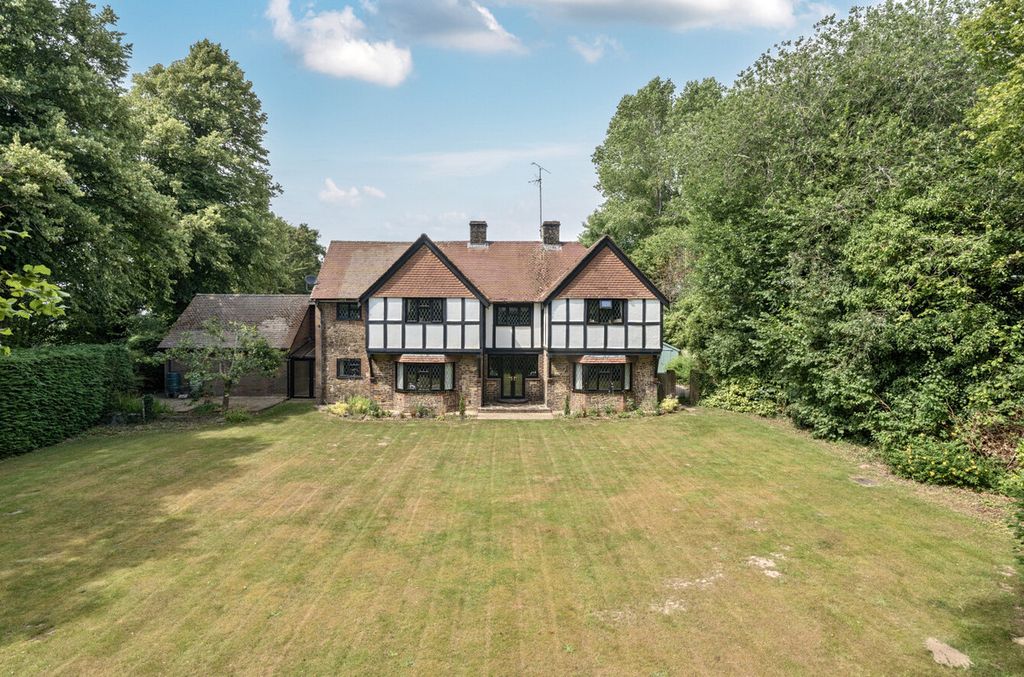 Property photo 1 of 18