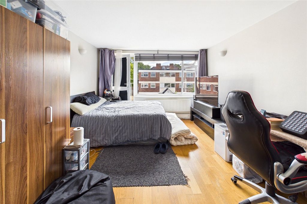 Property photo 2 of 10 Picture No. 07