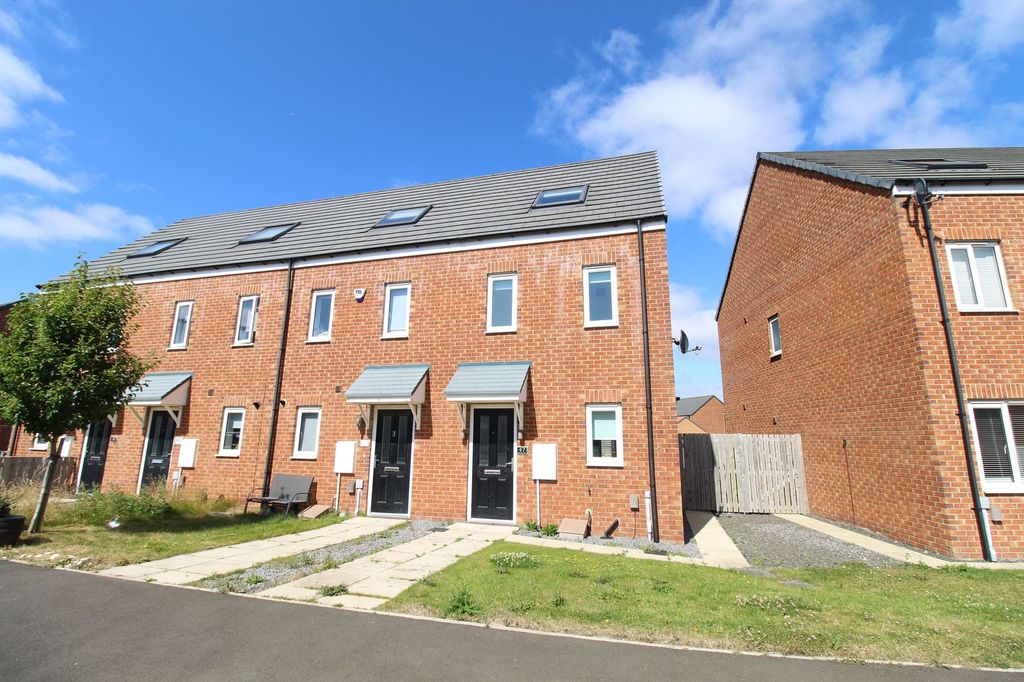 Property photo 1 of 16 External Image