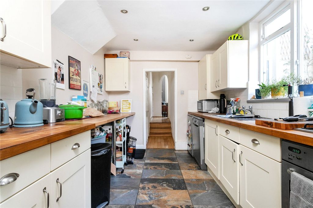 Property photo 3 of 10 Picture No. 04