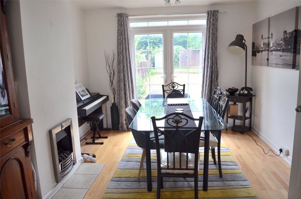 Property photo 2 of 13 Dining Room