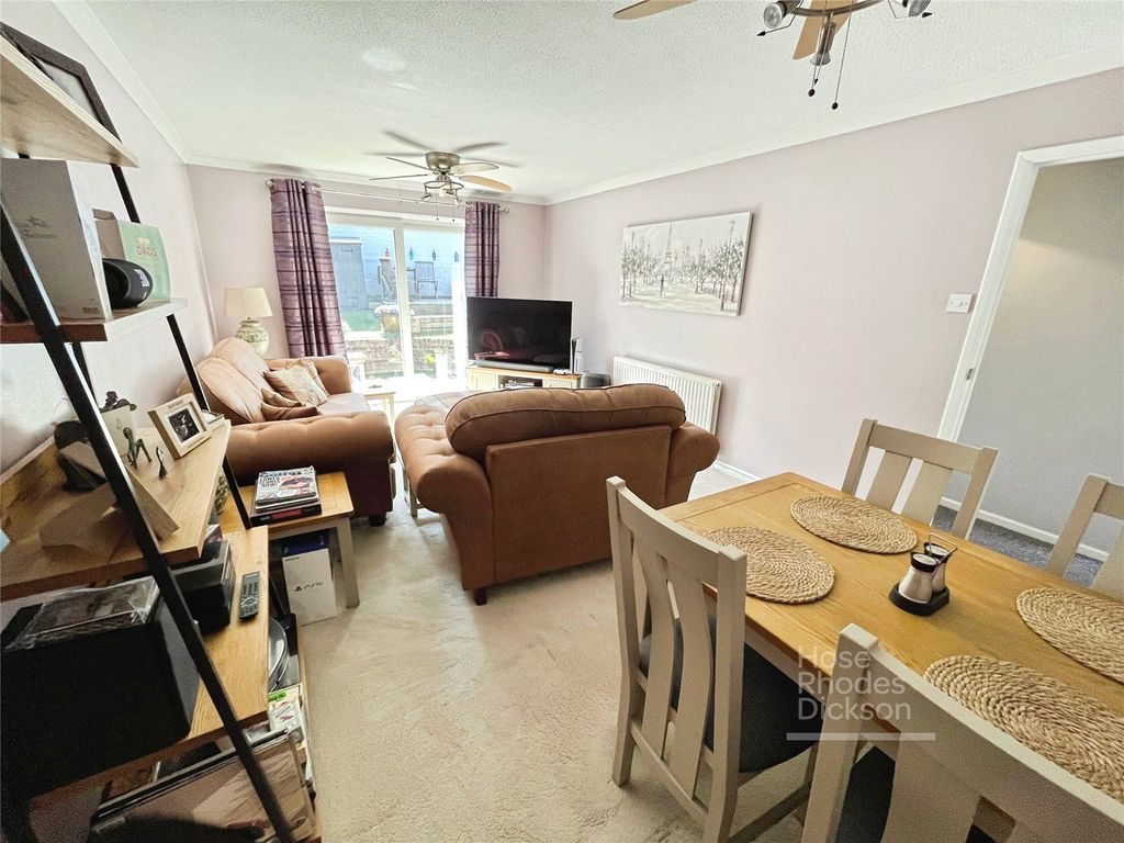 Property photo 2 of 11 Picture No. 03