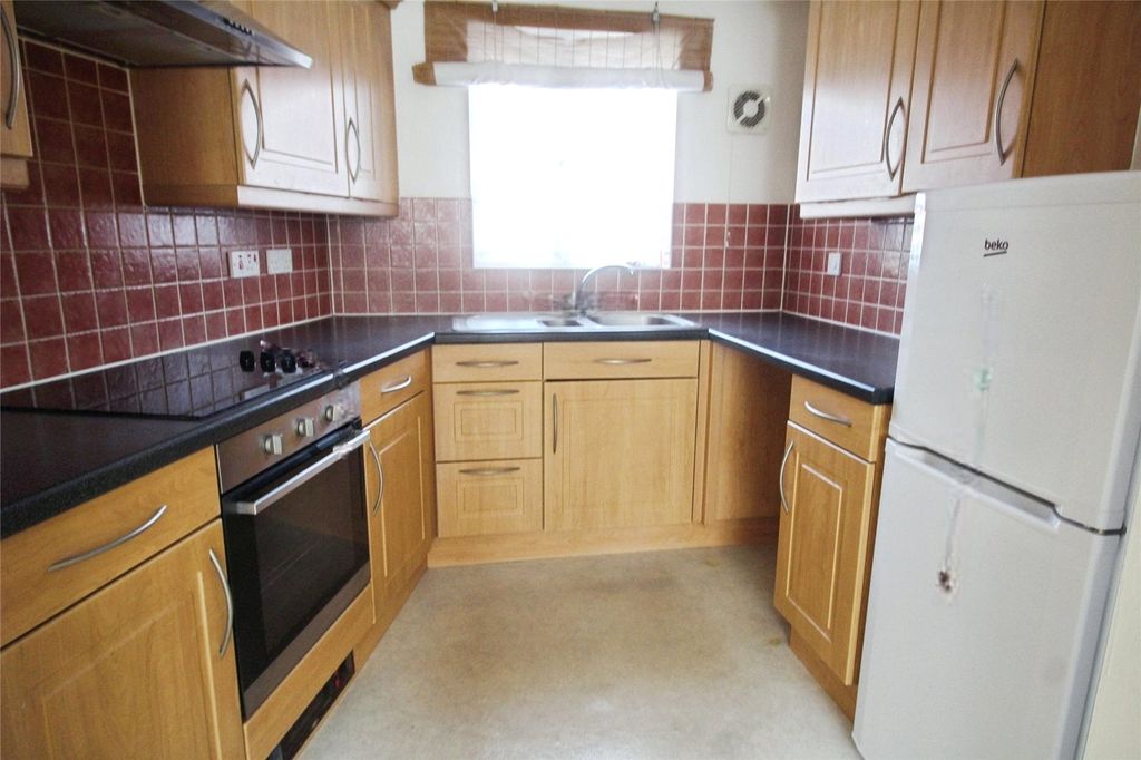 Property photo 3 of 9 Picture No. 05