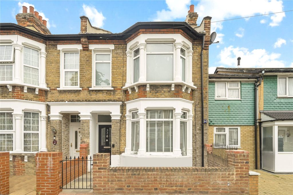 Property photo 2 of 15 Picture No. 32