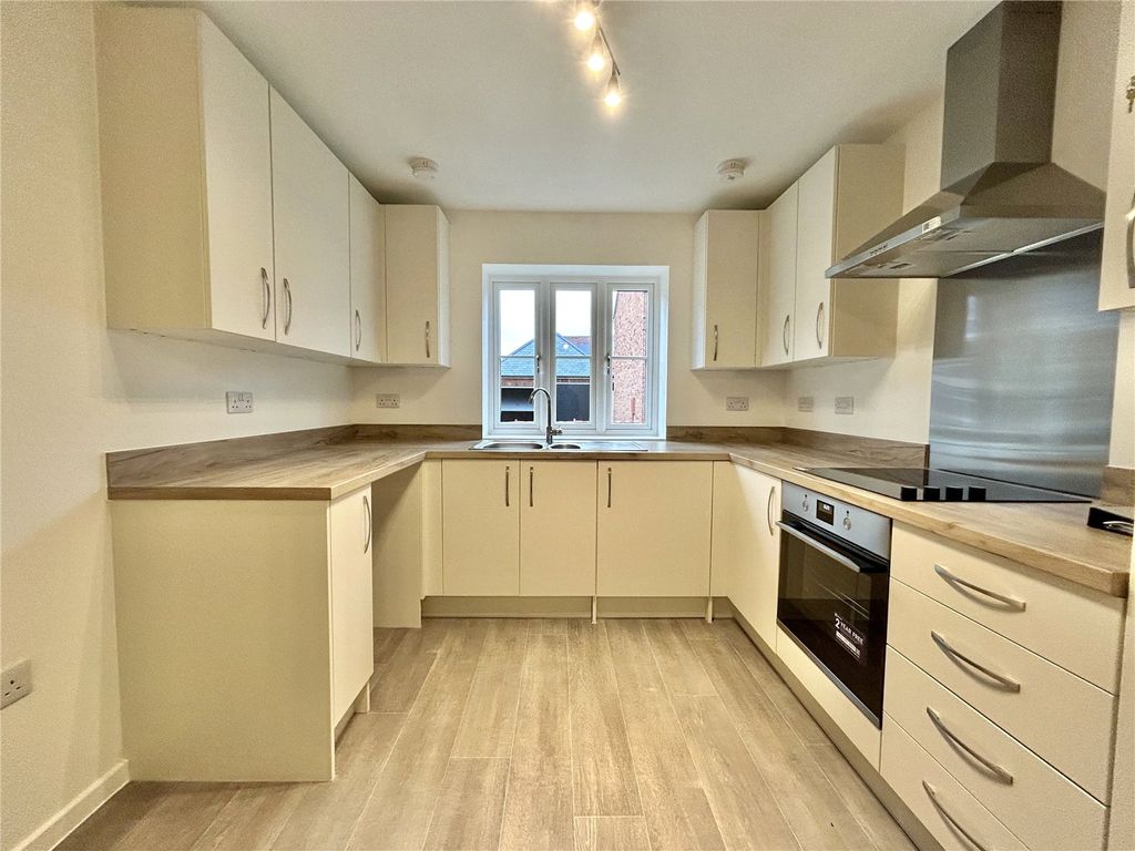 Property photo 2 of 13 Picture No. 05