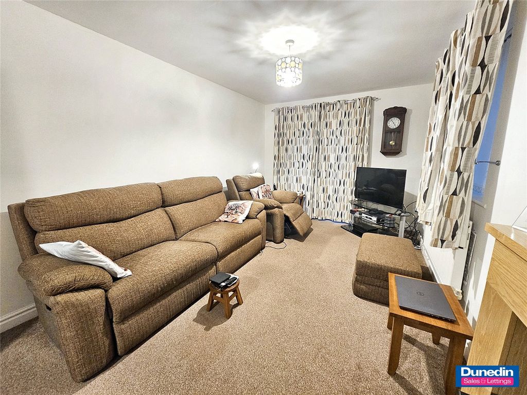 Property photo 3 of 15 Picture No. 15