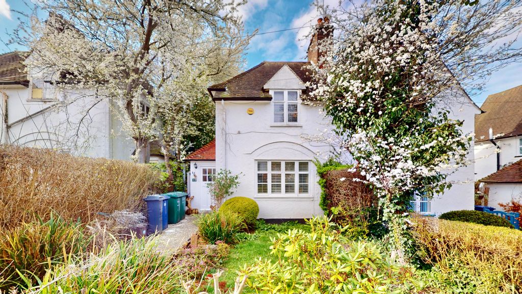 Property photo 2 of 29