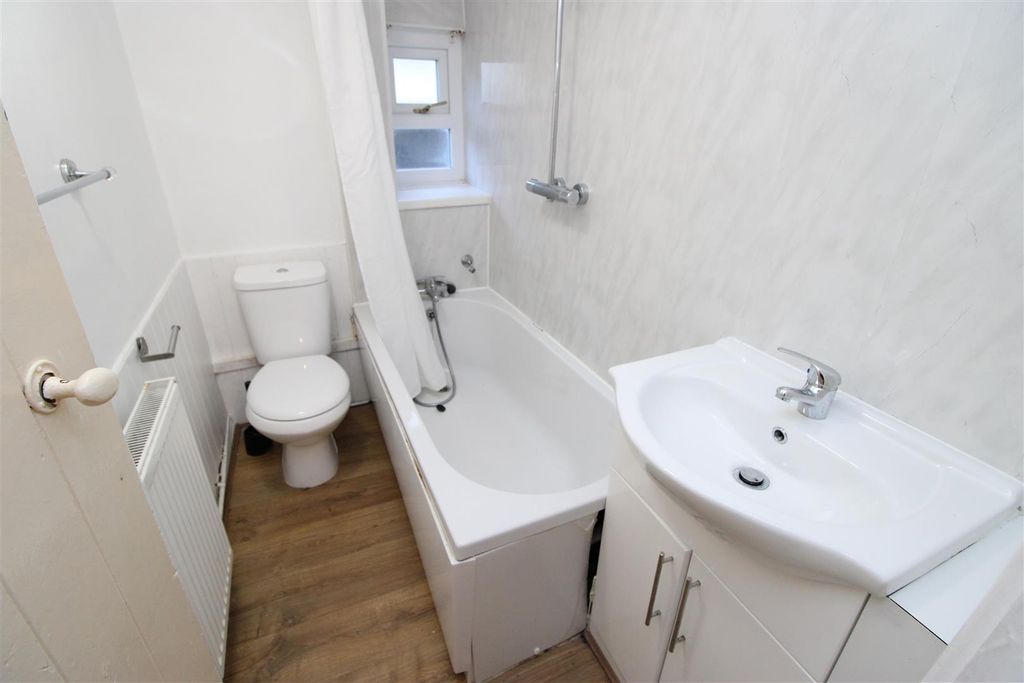 Property photo 3 of 7 Img_9219.Jpg