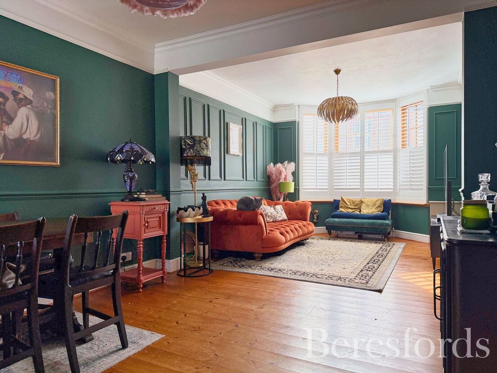 Property photo 2 of 19 Picture 2