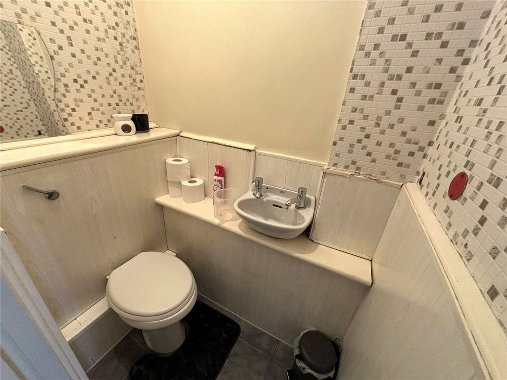 Property photo 3 of 7 Photography