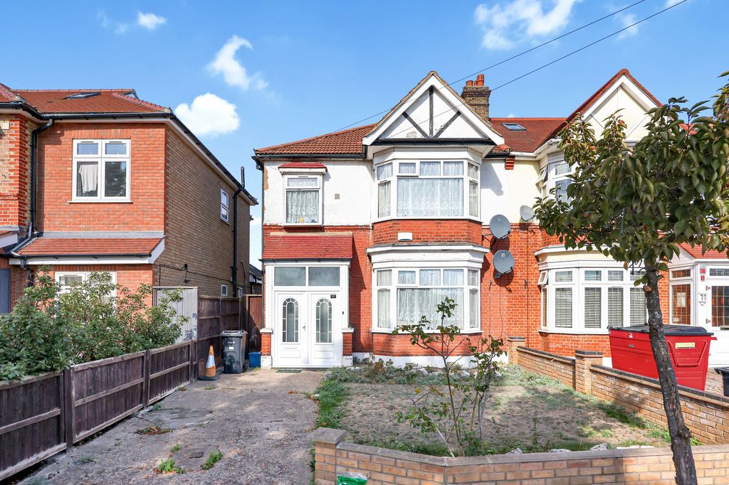 Property photo 1 of 23