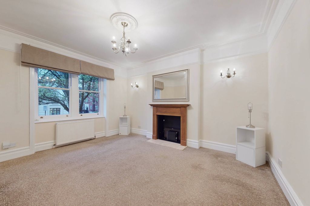 Property photo 2 of 10 Picture No. 03