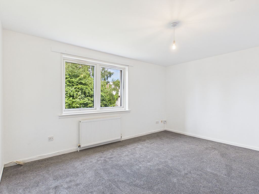 Property photo 2 of 12 Cam05526G0-Pr0157-Still001
