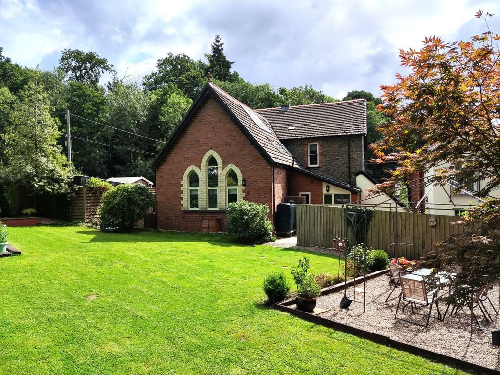 Property photo 3 of 45 Picture No. 54