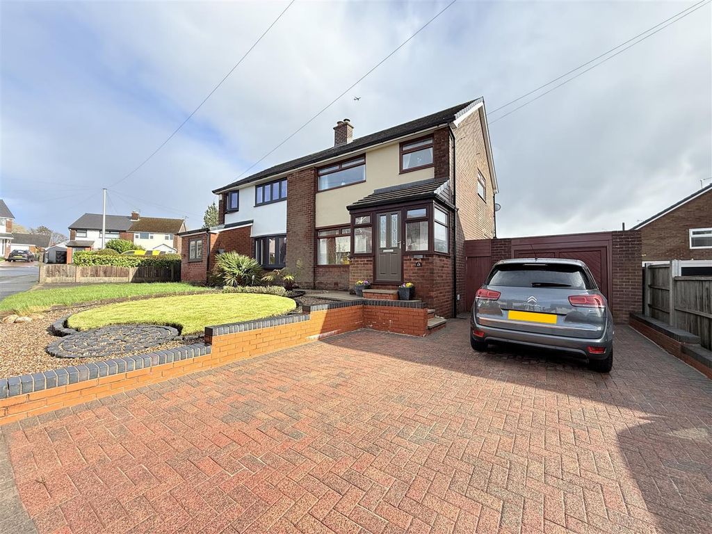 Property photo 1 of 17 Image 218.Jpeg