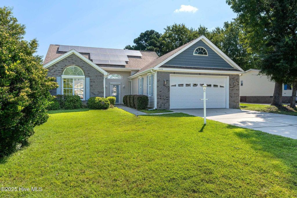 Property photo 1 of 31