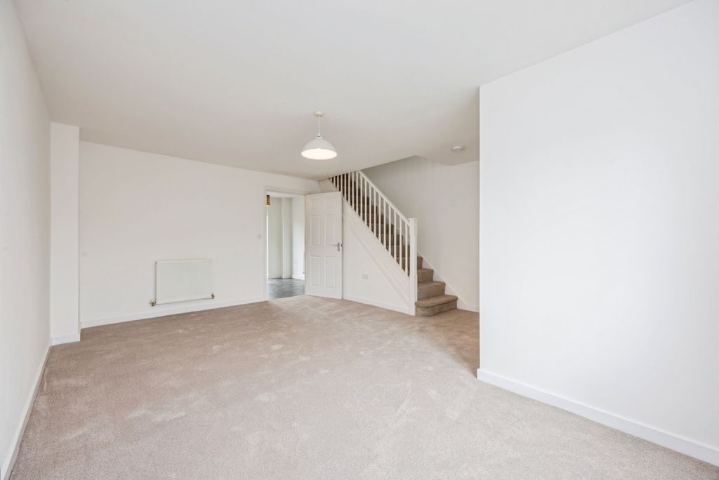 Property photo 2 of 20 Pbox-Img.Jpg