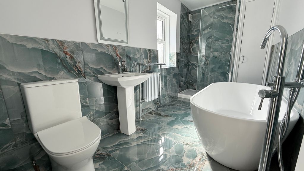 Property photo 3 of 34 Img_E5973