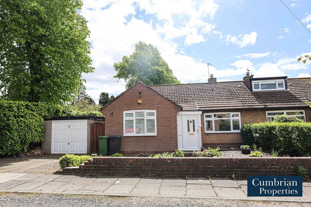 Property photo 1 of 16 External