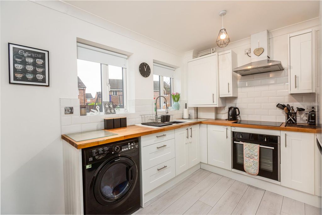 Property photo 2 of 30 Cz0A4702-Edit.Jpg