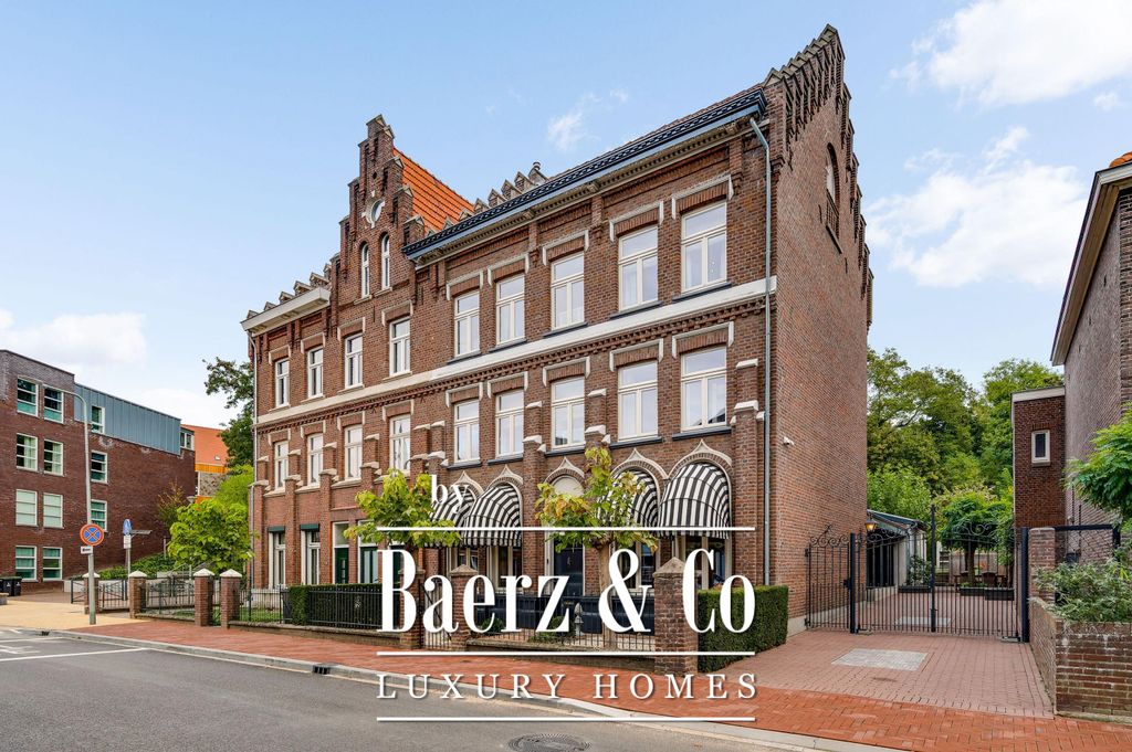 Property photo 1 of 97