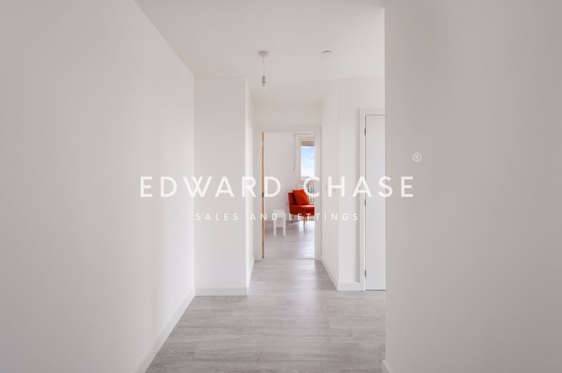 Property photo 2 of 18 Photo 3