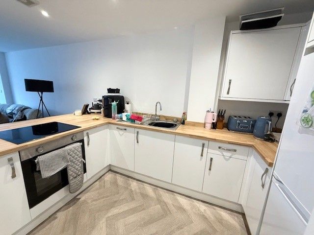 Property photo 2 of 13 17