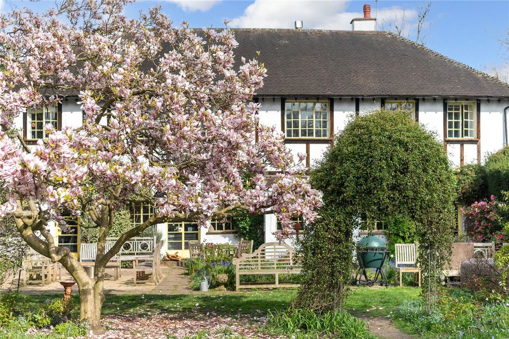 Property photo 1 of 24 Picture No. 29