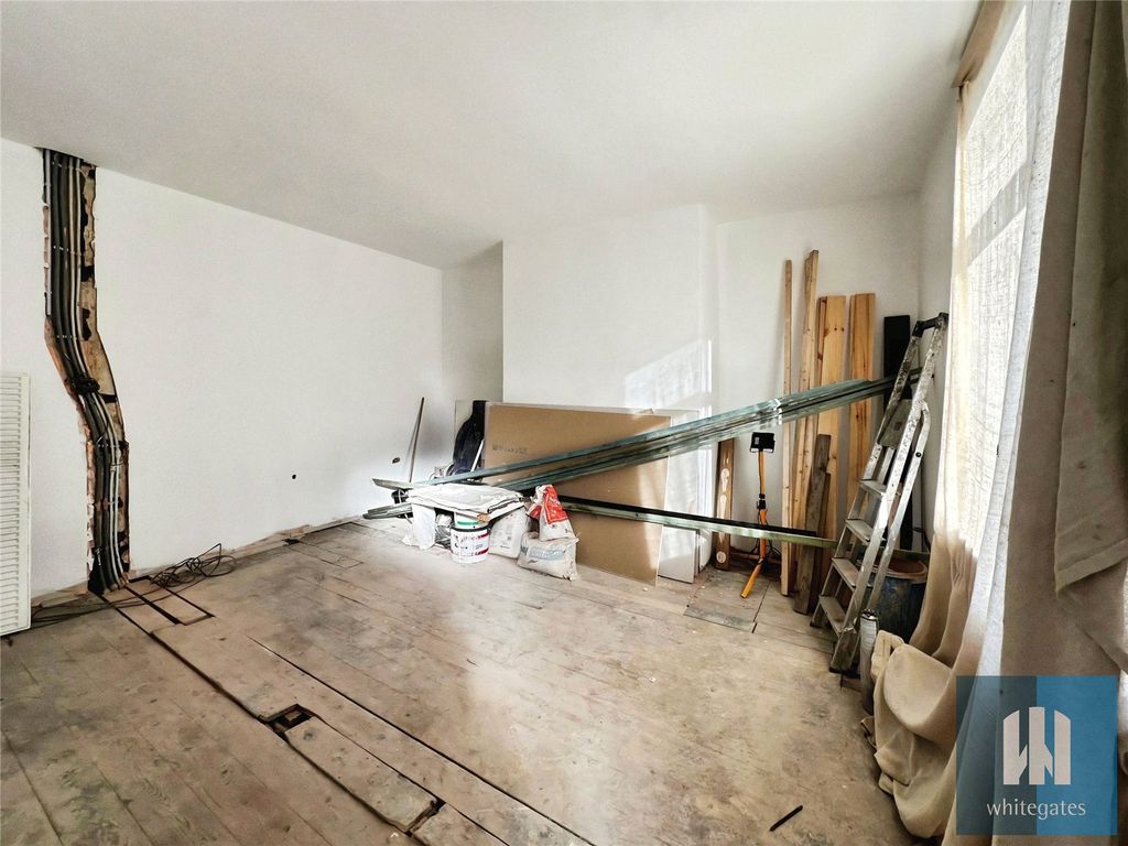 Property photo 2 of 20 Picture No. 04