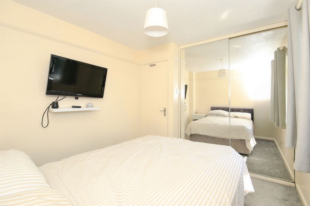 Additional image 9 of 2 bed flat for saleFlamborough Close, Woodston, Peterborough PE2