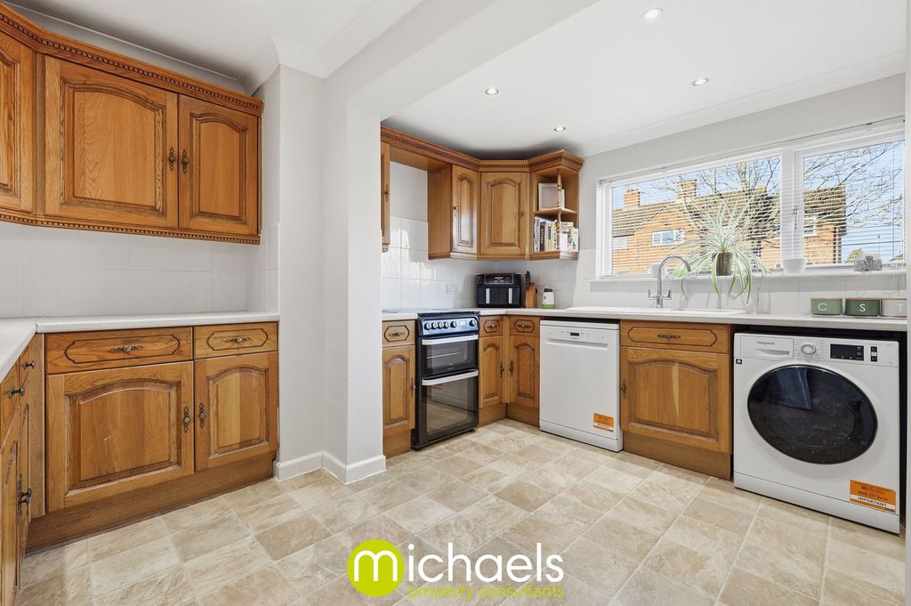 Property photo 3 of 20