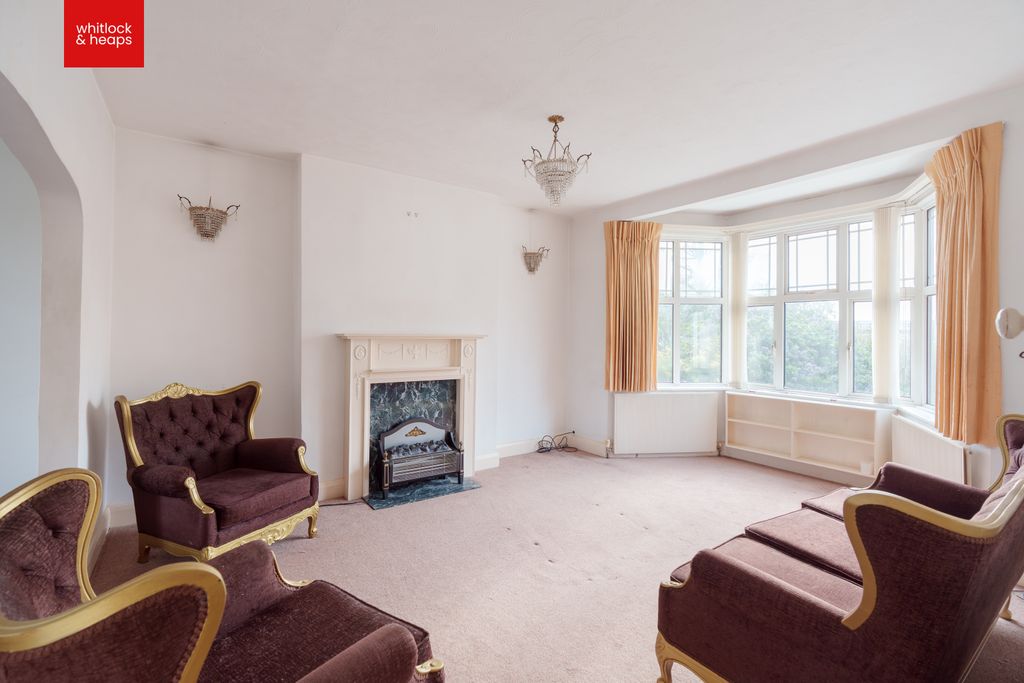 Property photo 3 of 14