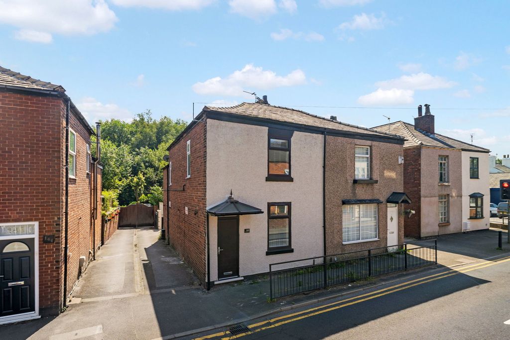 Property photo 1 of 38