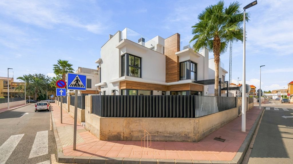 Property photo 3 of 41