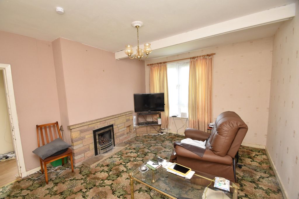 Property photo 2 of 17 5102462