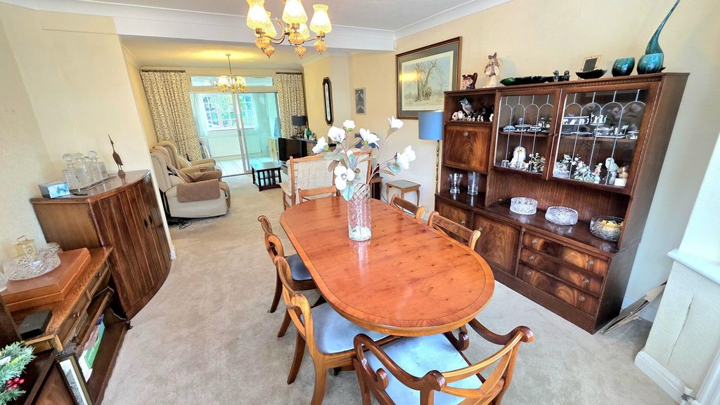 Property photo 3 of 24 Dining Room