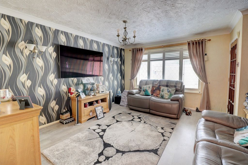 Property photo 3 of 13 Picture No. 05