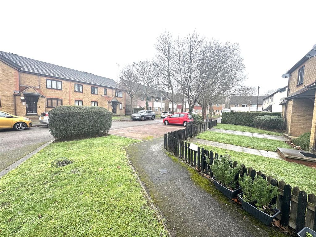 Property photo 3 of 7