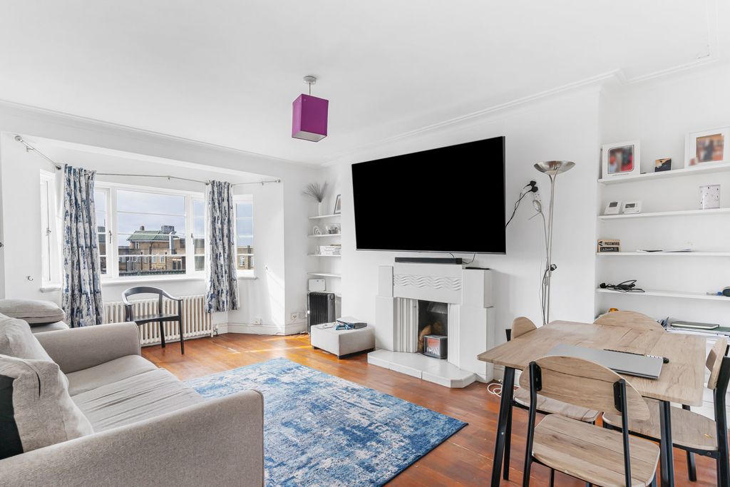 Property photo 2 of 11 Reception Room