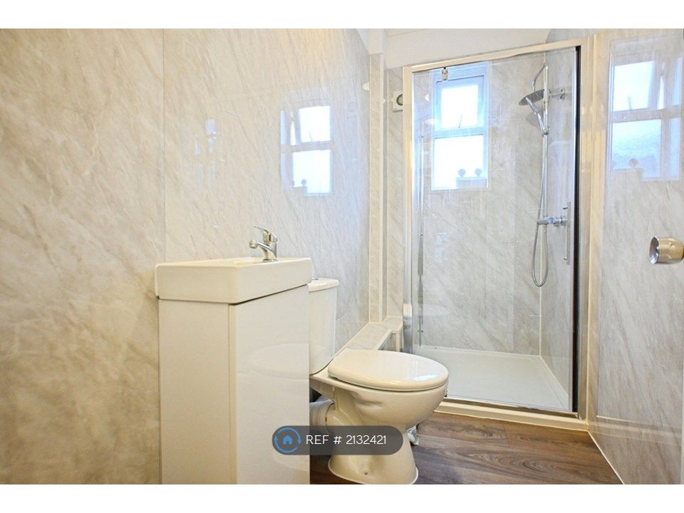 Property photo 2 of 26