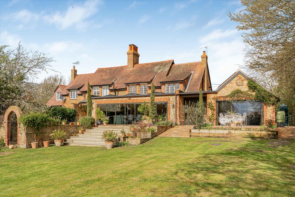 Property photo 2 of 34 Image