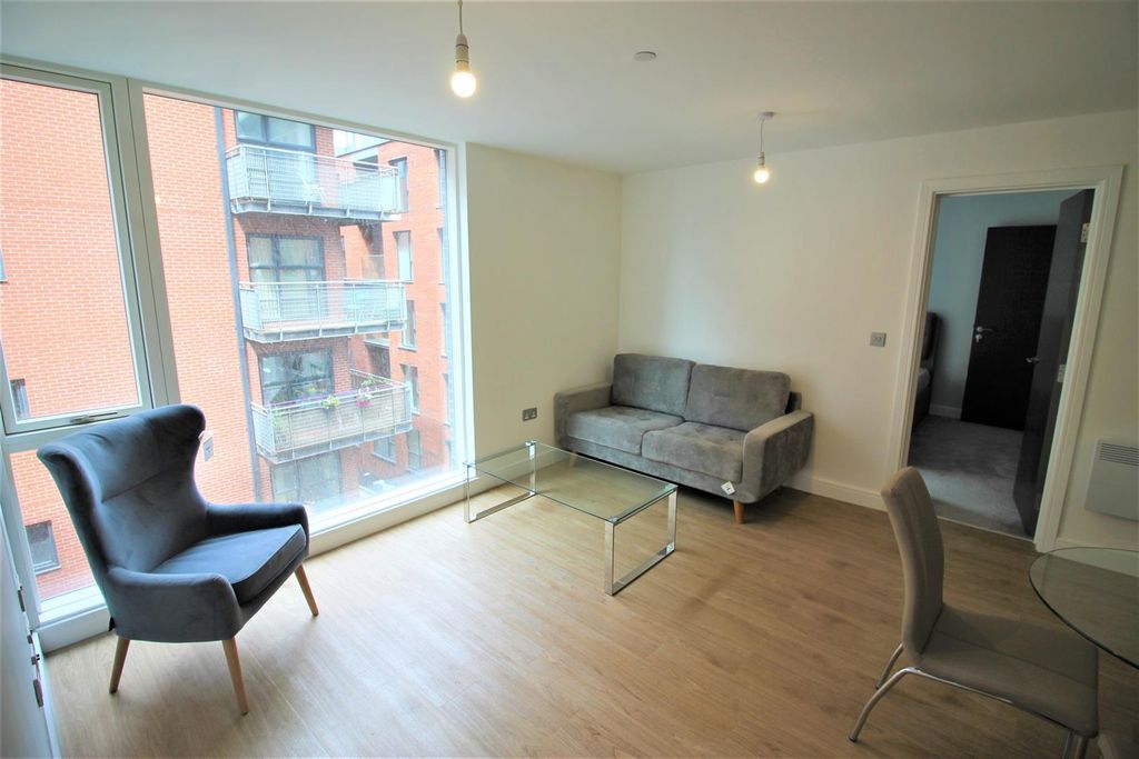 Property photo 2 of 10